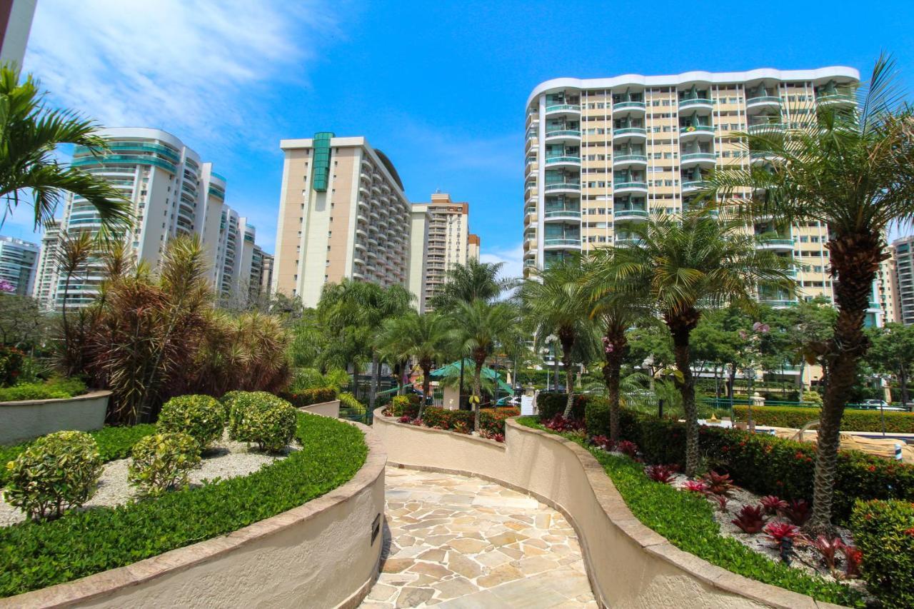 Barra Da Tijuca - 9 - Flat Premium Com Cozinha, Fogao Cooktop, Geladeira Grande, Smart Tv Grande, Lindo E Muitissimo Confortavel, Balsa Para A Praia Gratis E Estacionamento Gratuito Рио де Жанейро Екстериор снимка
