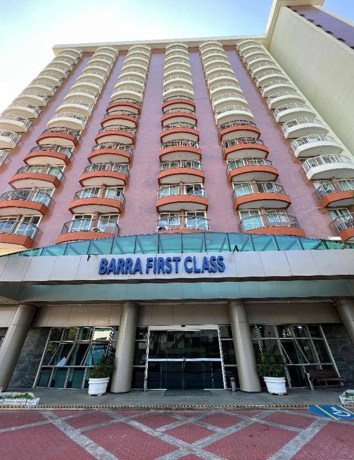 Barra Da Tijuca - 9 - Flat Premium Com Cozinha, Fogao Cooktop, Geladeira Grande, Smart Tv Grande, Lindo E Muitissimo Confortavel, Balsa Para A Praia Gratis E Estacionamento Gratuito Рио де Жанейро Екстериор снимка