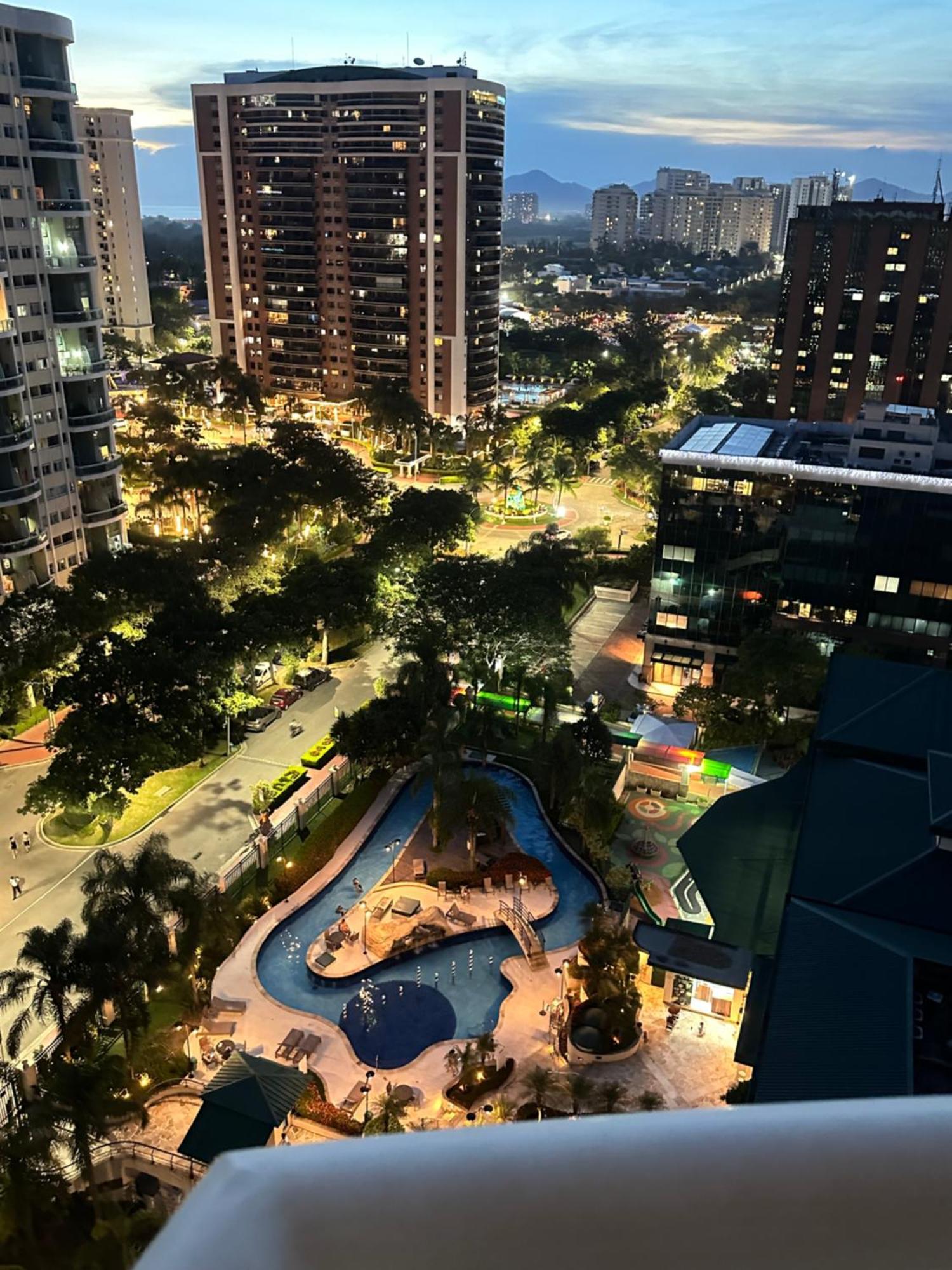 Barra Da Tijuca - 9 - Flat Premium Com Cozinha, Fogao Cooktop, Geladeira Grande, Smart Tv Grande, Lindo E Muitissimo Confortavel, Balsa Para A Praia Gratis E Estacionamento Gratuito Рио де Жанейро Екстериор снимка
